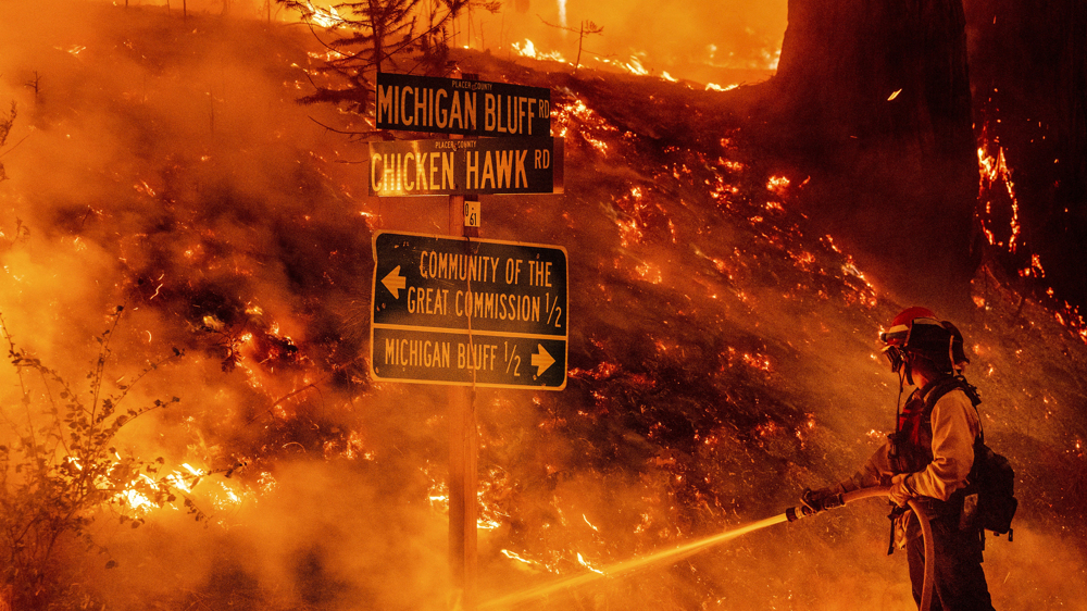 New wildfire spreads in central California mountains 