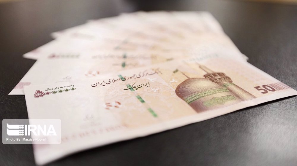 Iran cenbank tightens policy, interest rate at 20.93%