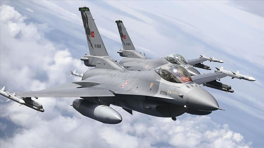 Iraqi Kurdistan villages heavily bombarded by Turkish fighter jets