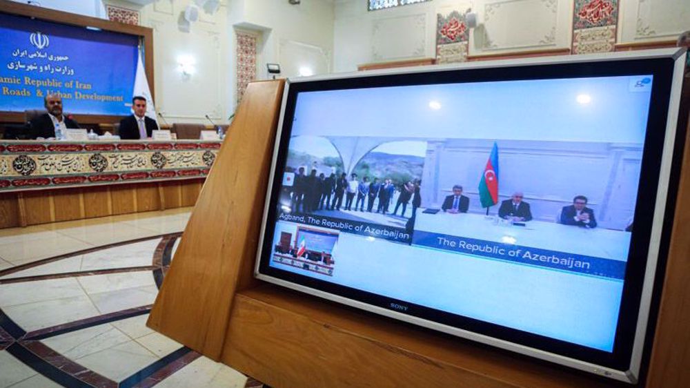 Iran, Azerbaijan start building bridge on border river