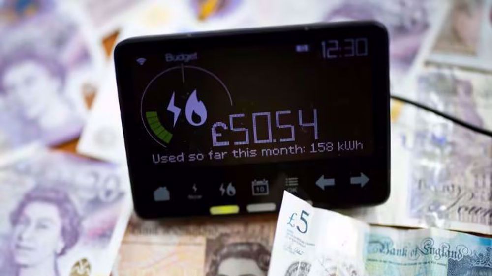 Report: UK faces potential drop of living standard in face of energy crisis