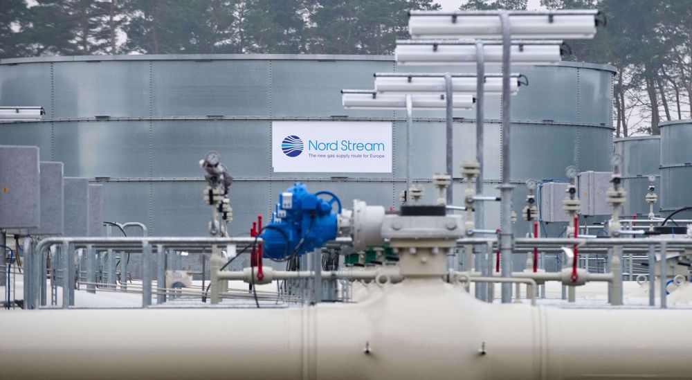 Russia says to halt all Europe gas supplies until Western sanctions removed