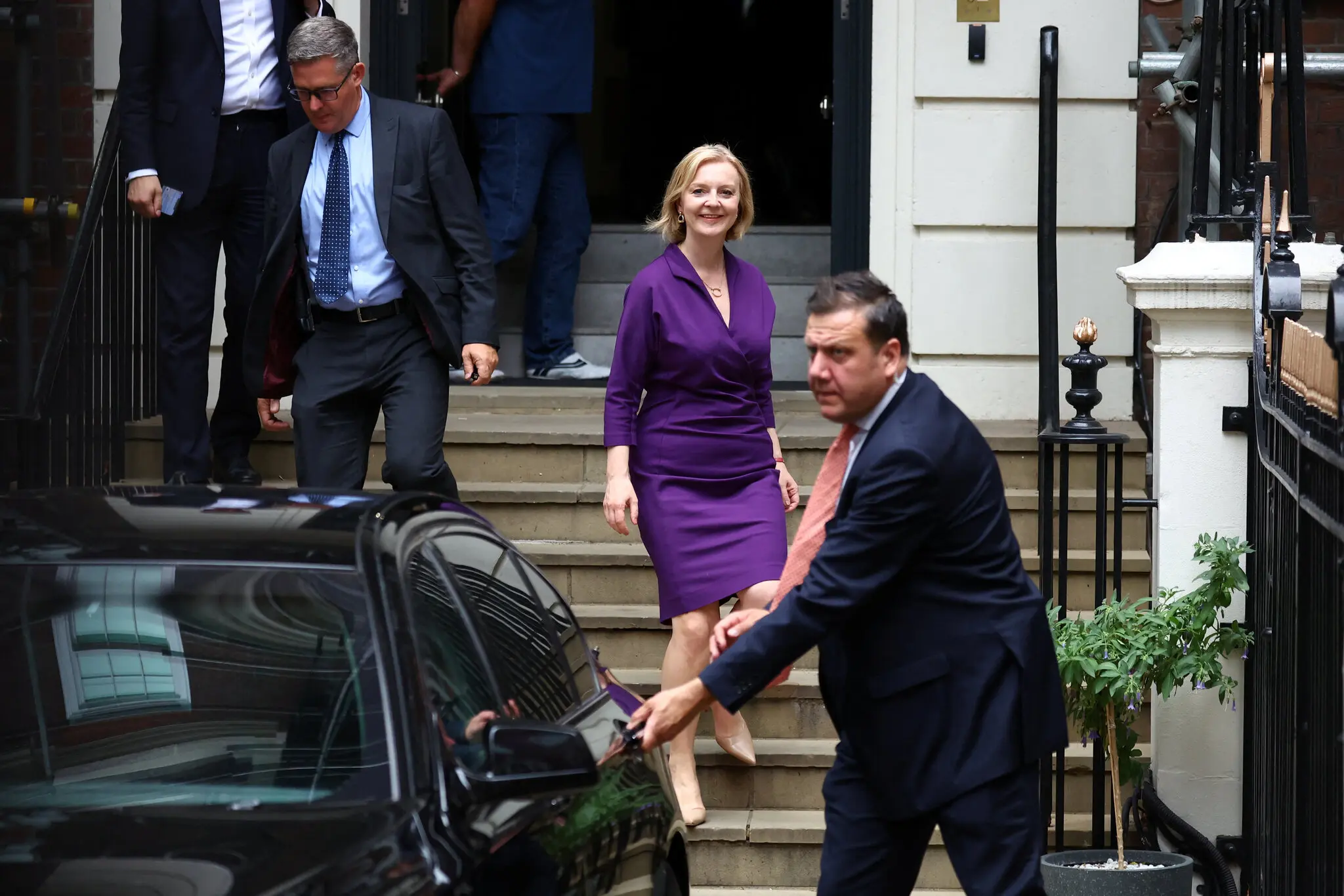  Half of Britons disappointed with Liz Truss as new PM, poll reveals