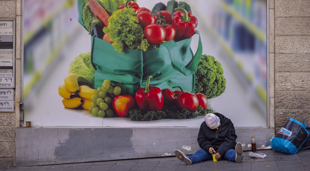 More than 1 in 4 Israeli families lived under poverty line in 2021: Report