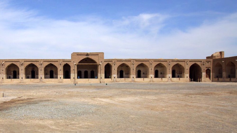 Handicrafts of Nayeen and Deyr-e-Gachin Caravanserai