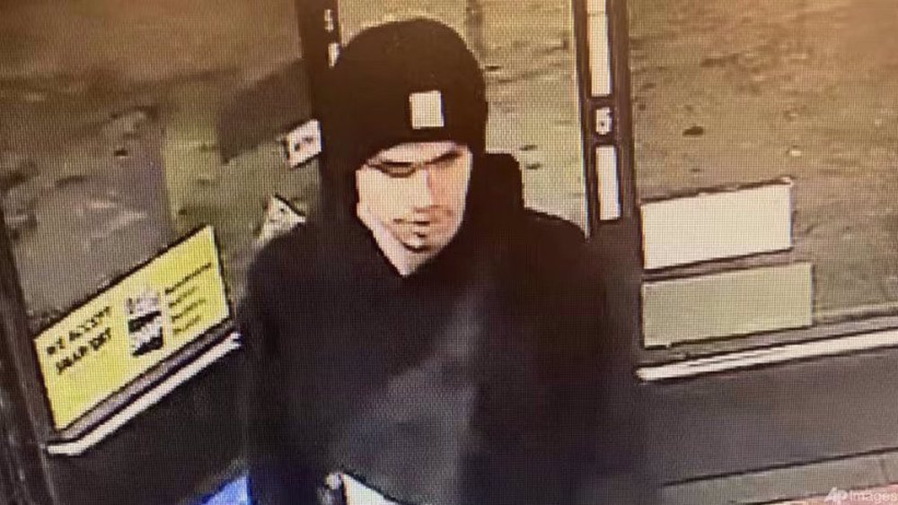Shooting at Washington State convenience store kills 3, suspect dead