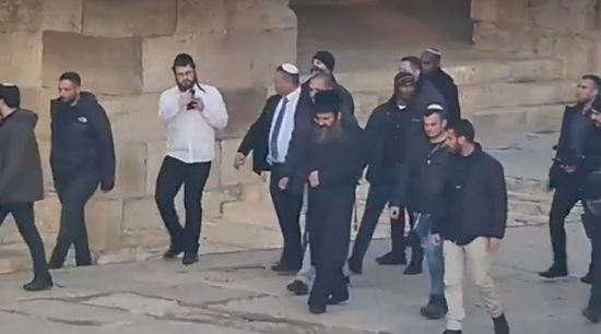 Israeli forces kill Palestinian teenager as far-right Israeli minister storms al-Aqsa 