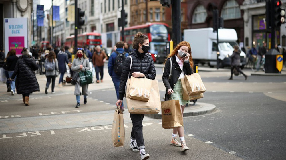 UK cost-of-living crisis leaves half of young people fearful of starting family