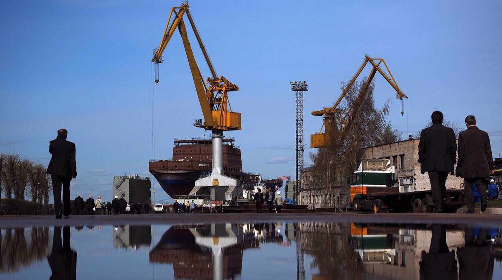 Iran orders Russia to build ship for use in joint port
