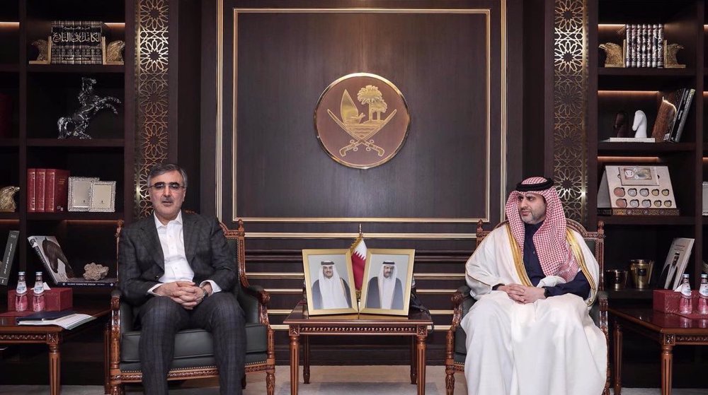 Iran, Qatar seek monetary pact as chief bankers meet in Doha