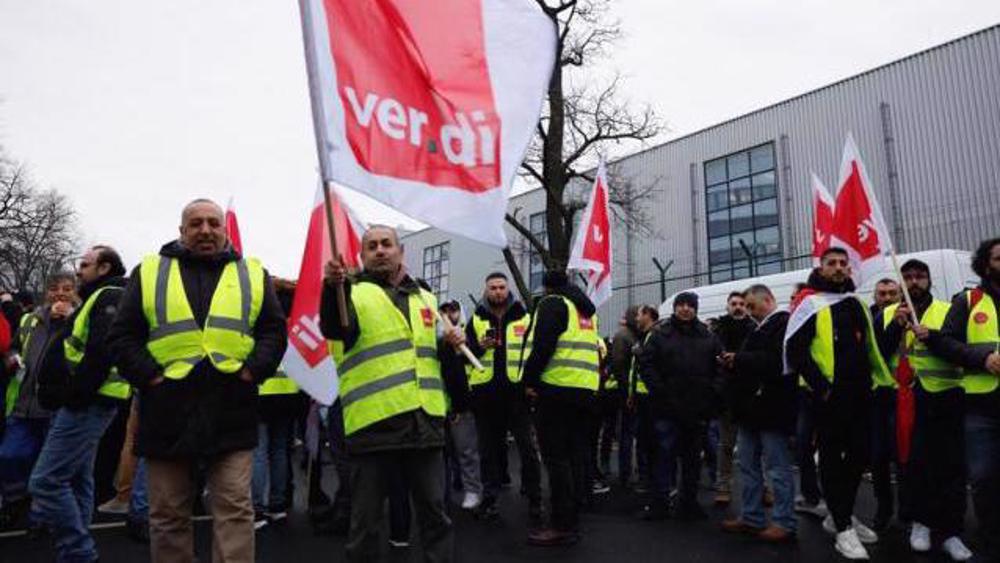 Strike at eight German airports grounds some 300,000 passengers