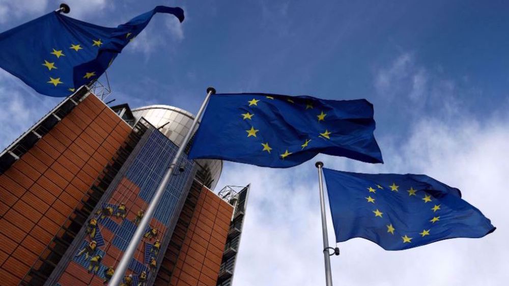 EU approves 10th package of sanctions against Russia