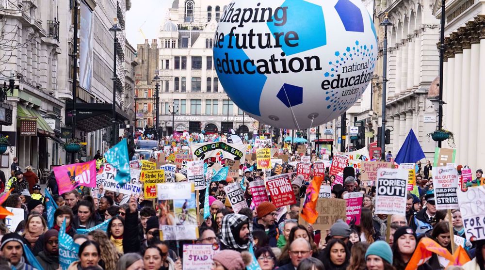 Tens of thousands of UK teachers to stage fresh strikes in dispute over pay