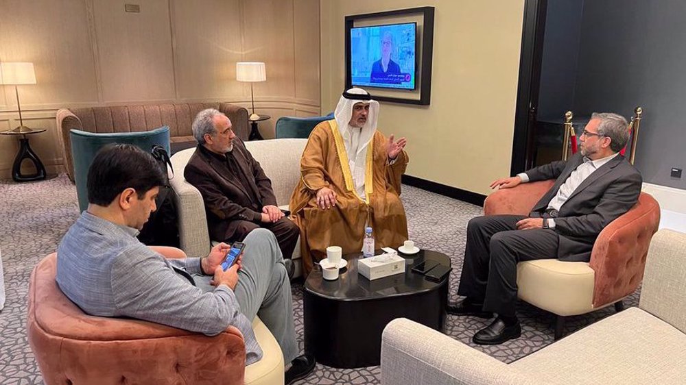 Un groupe de législateurs iraniens à Bahreïn