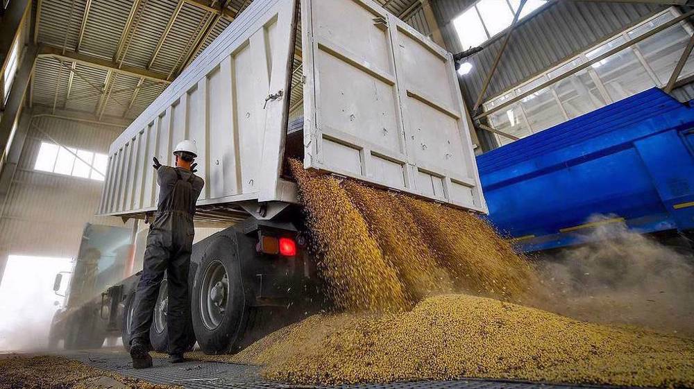 Russia agrees to extend Ukraine grain export deal for 60 days