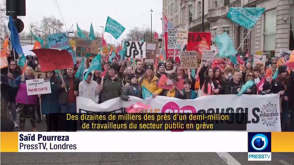 Grande manifestation contre la hausse du coût de la vie à Londres