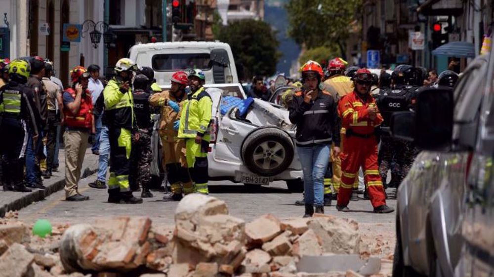 Over dozen killed as strong quake jolts Ecuador, Peru