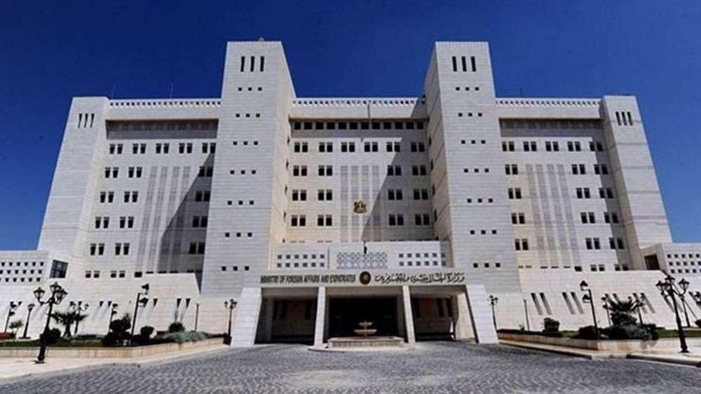 Damascus blasts US attacks as cover-up to steal more oil in eastern Syria