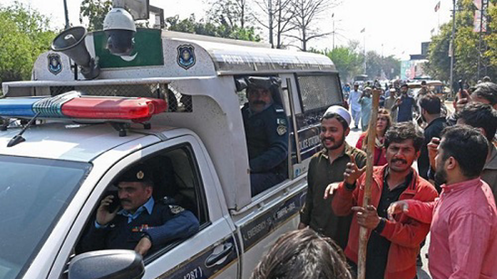 Pakistan police attempt to detain ex-Prime Minister Imran Khan