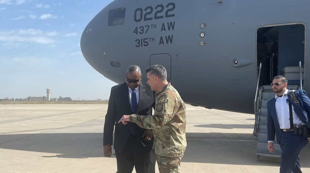 Iraq’s Fatah says no hesitation over US troop expulsion as Pentagon chief visits Baghdad 