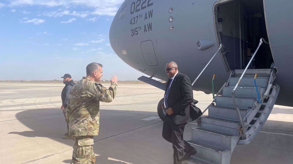 Iraqi resistance, political groups vow to confront continued US military presence