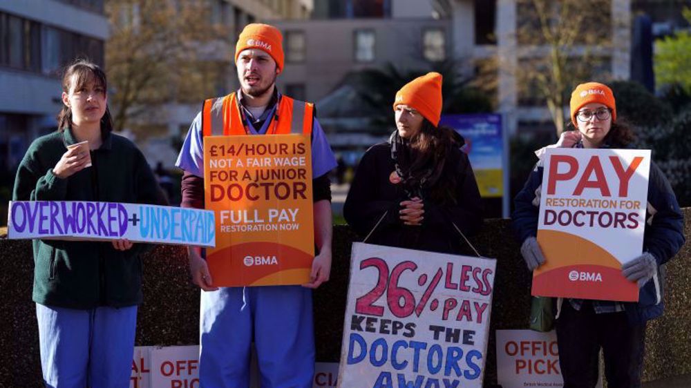 UK junior doctors’ strike will have ‘catastrophic impact’ on healthcare: NHS chief