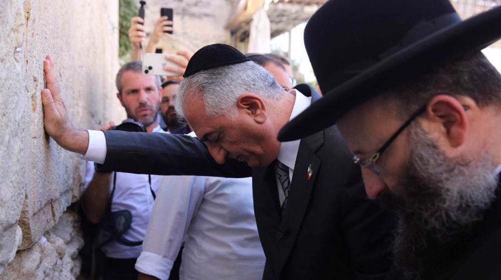 Reza Pahlavi visits occupied Palestine after 'anti-Iran campaign' fails