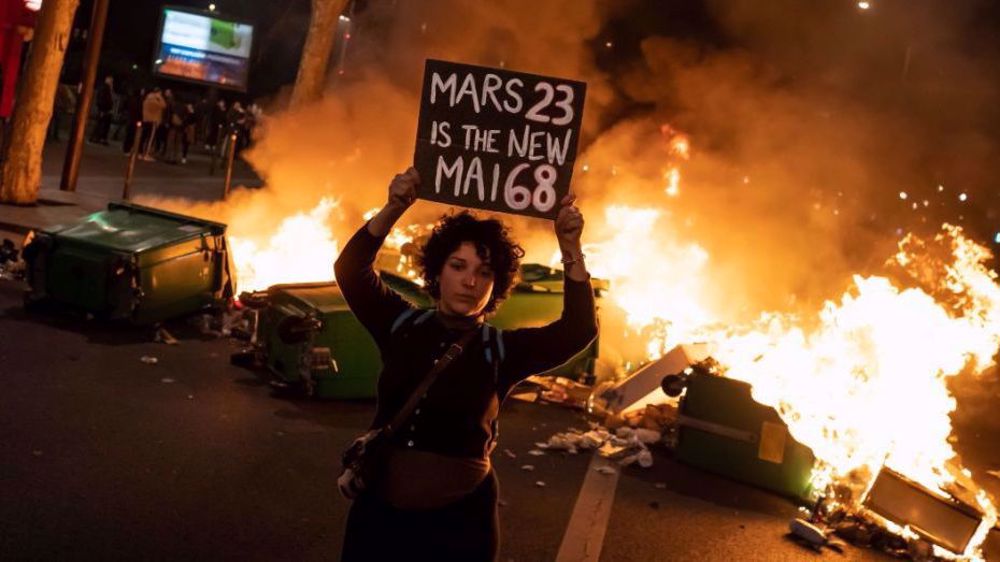 Réforme des retraites: la France est en feu