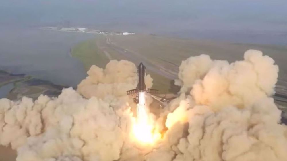 SpaceX Starship, world's biggest rocket, explodes during first flight test