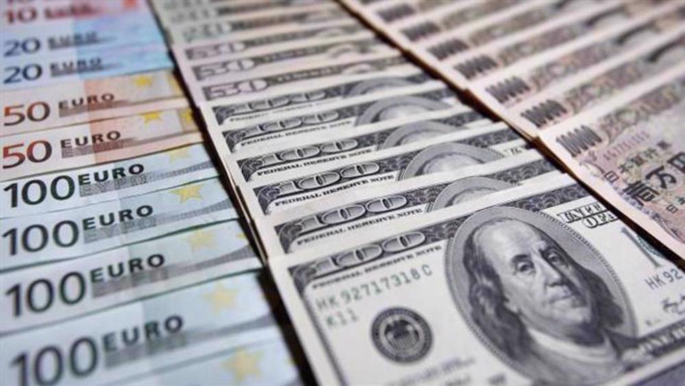 BRICS de-dollarization