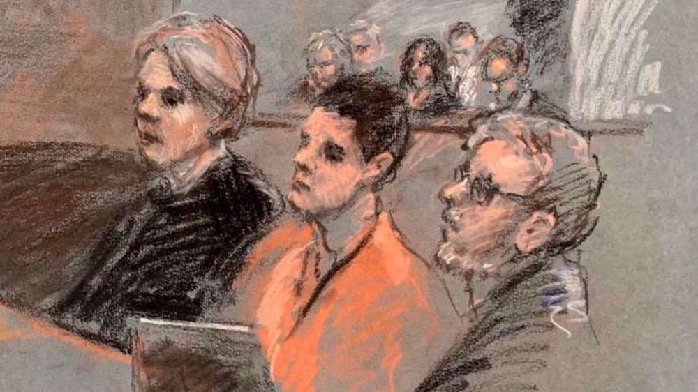 US military whistleblower accused of owning ‘multiple guns’