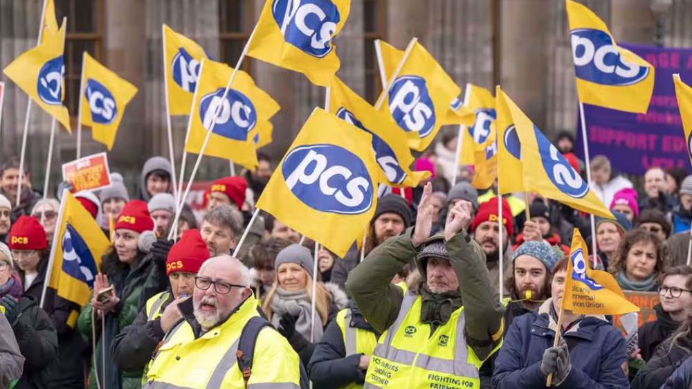 GB: le personnel du Bureau des passeports en grève