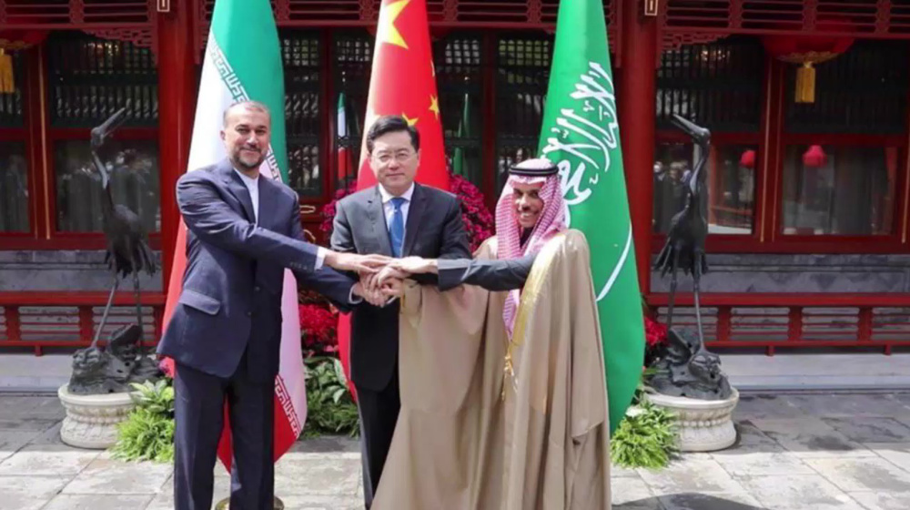 Iran, Saudi Arabia sign statement to restore relations
