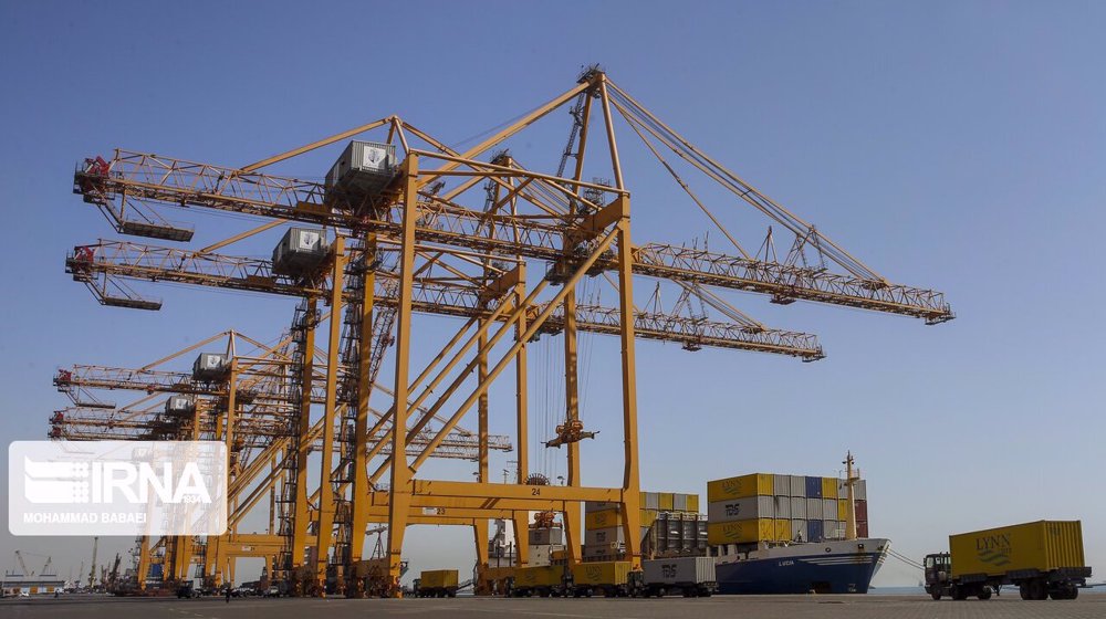 Iran posts trade surplus of $558 mln in month to late April