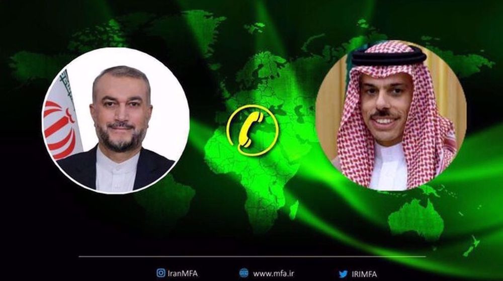 Top Iranian, Saudi diplomats discuss latest developments in bilateral ties