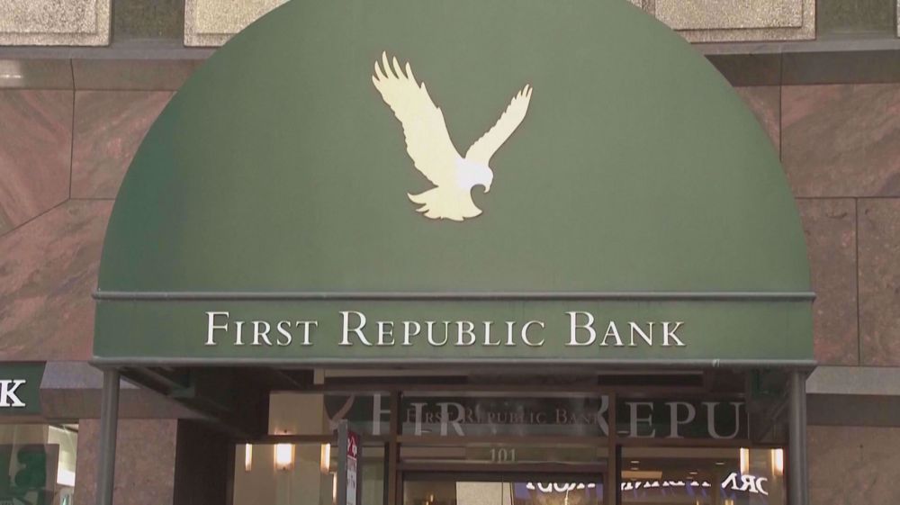 Over 500 US banks close since 2001 with lingering spillovers: FDIC data