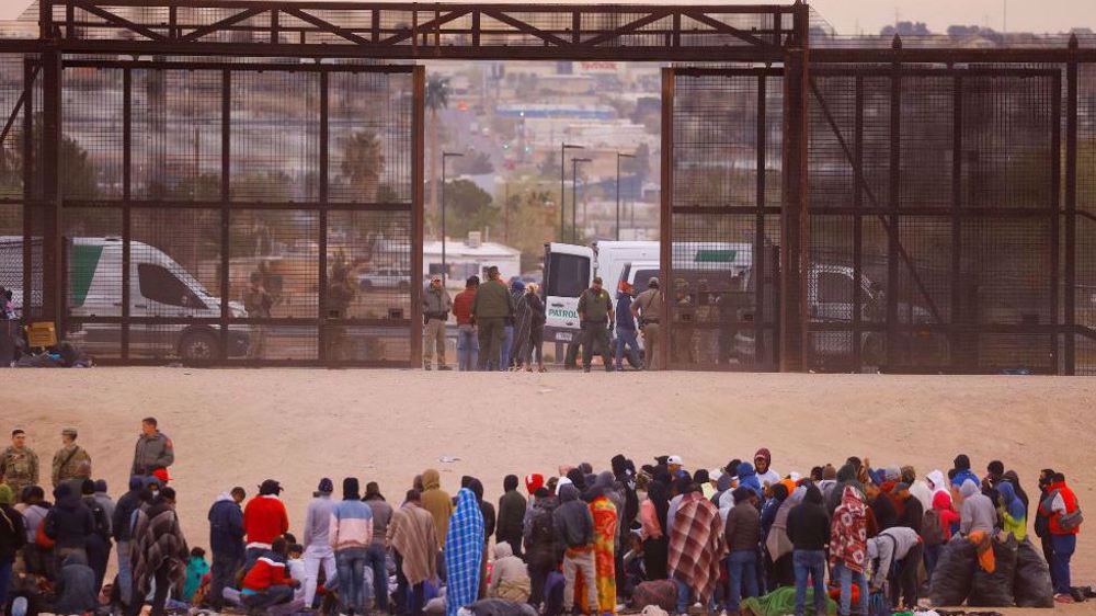 US Democrats largely quiet as migrant kids die in custody