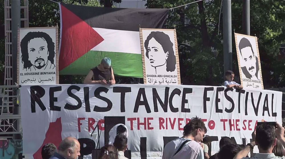Activists in Brussels demand EU sanctions against Israel