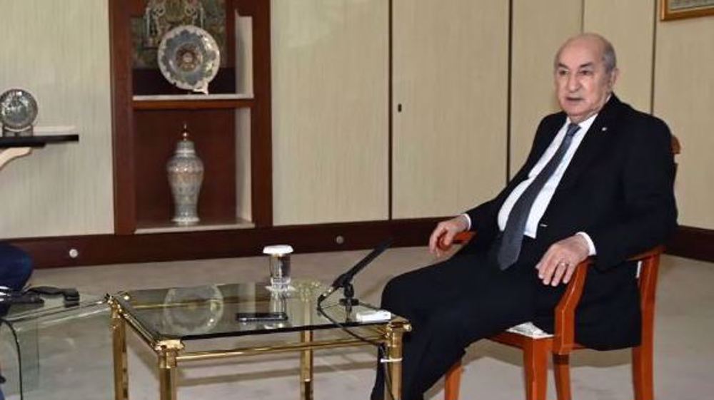 Algérie: la langue française repoussée par le gouvernement ?