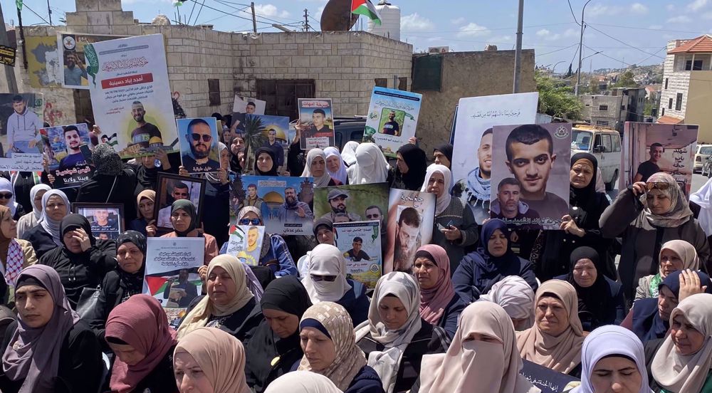 Palestinian protesters demand Israel return withheld bodies