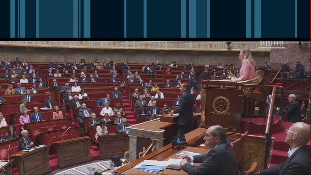 France: le Parlement met fin aux manifestations contre la réforme des retraites 