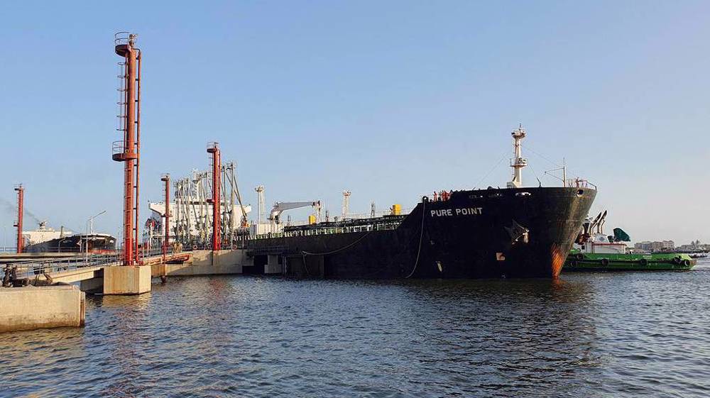 Pakistan pays for first shipment of Russian oil in yuan