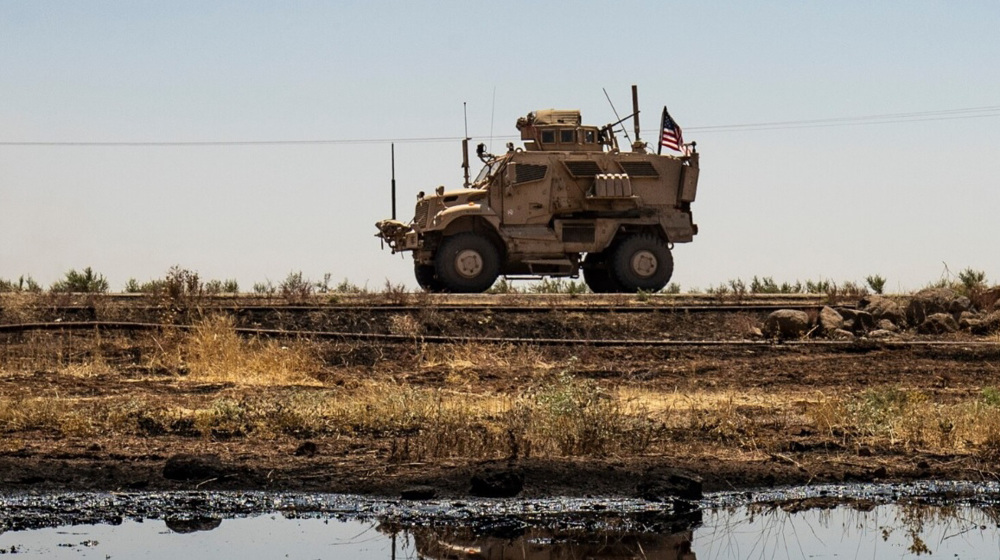 US military continues to smuggle crude oil from Syria: Report