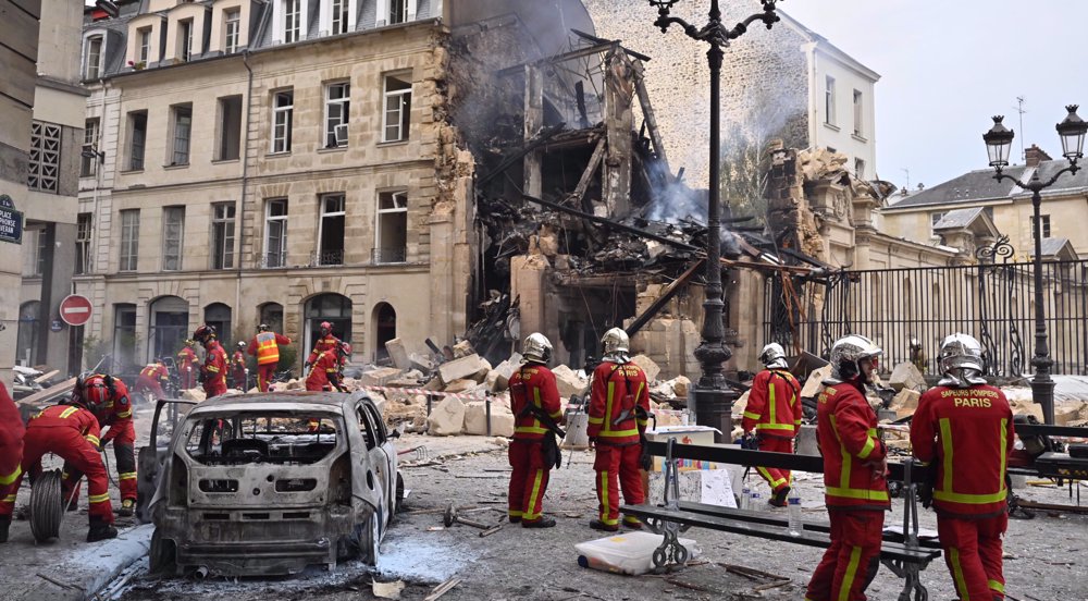 Explosion à Paris: 37 blessés et 2 personnes disparues
