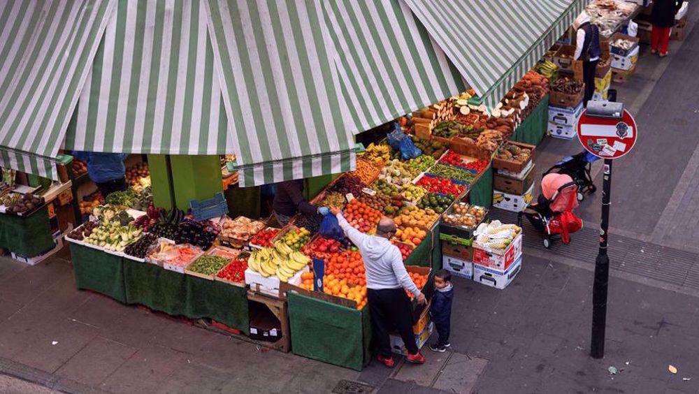 UK inflation fails to fall, turns up heat on BoE