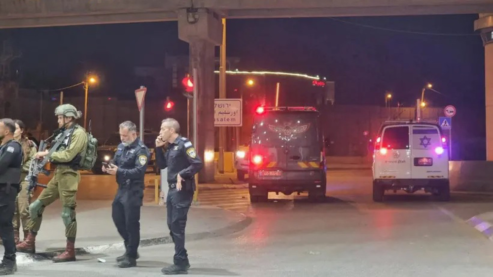 Israeli forces kill Palestinian teen at West Bank checkpoint near al-Quds