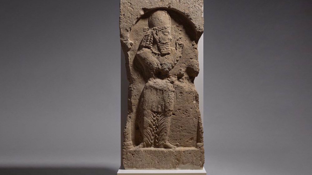 UK returns smuggled ancient artifact to Iran