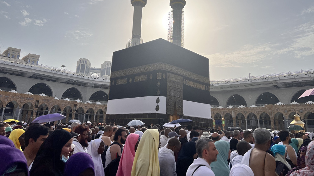 Leader says Hajj can foil plots of arrogant powers, Zionists against humanity