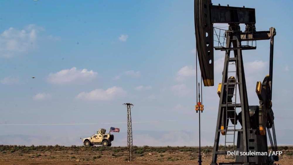 Les USA envoient 45 camions de pétrole syrien vers l’Irak