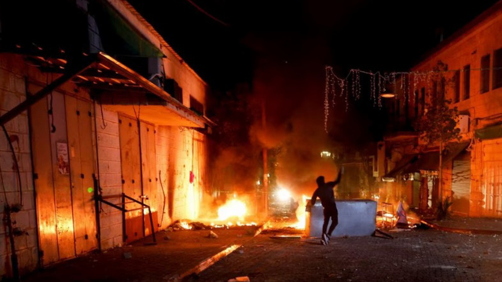Israeli forces raid Ramallah, wound nearly a dozen Palestinians